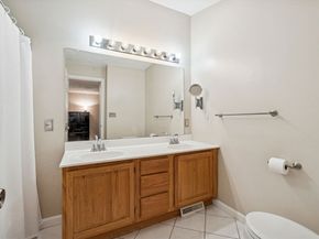 1200 Salem St 182, Lynnfield MA 01940