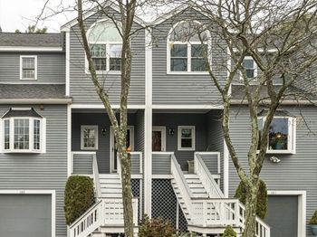 1200 Salem St