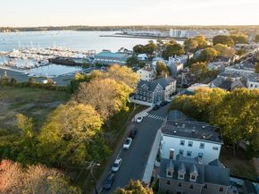 72 Derby St, Salem MA 01970