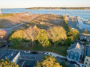 72 Derby St, Salem MA 01970