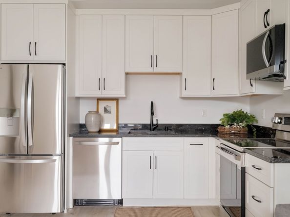 275 Washington Ave 3, Chelsea MA 02150
