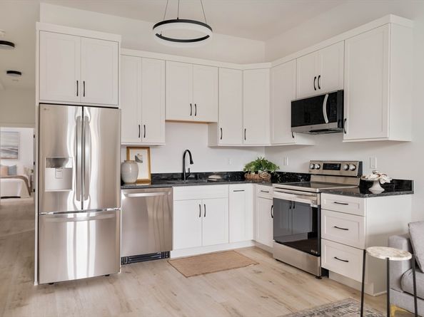 275 Washington Ave 3, Chelsea MA 02150