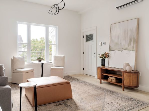 275 Washington Ave 3, Chelsea MA 02150