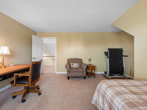 115 Ariel Circle 115, Sutton MA 01590