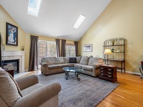 115 Ariel Circle 115, Sutton MA 01590