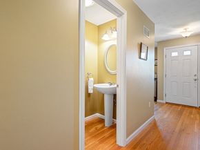 115 Ariel Circle 115, Sutton MA 01590