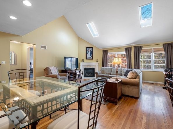 115 Ariel Circle 115, Sutton MA 01590