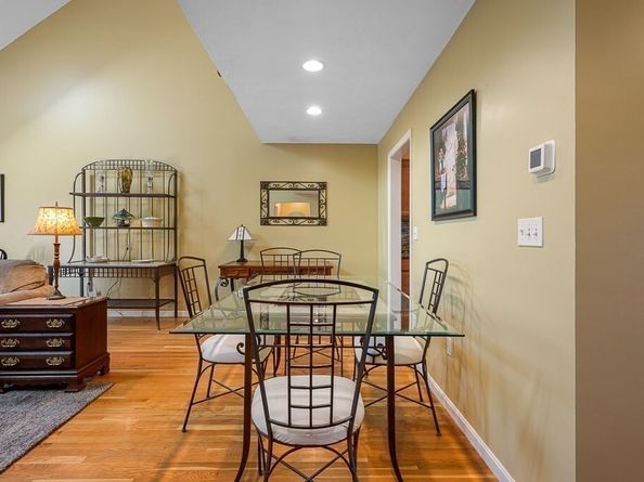 115 Ariel Circle 115, Sutton MA 01590