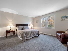 115 Ariel Circle 115, Sutton MA 01590