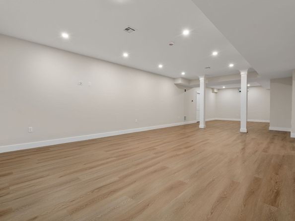 106 Horrigan Drive 21, Dedham MA 02026