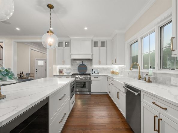 106 Horrigan Drive 21, Dedham MA 02026