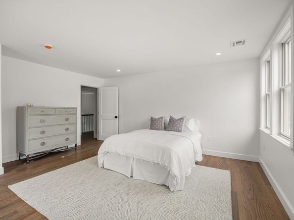 106 Horrigan Drive 21, Dedham MA 02026