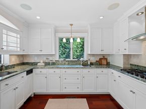 75 Country Club Way, Ipswich MA 01938