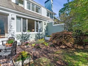 75 Country Club Way, Ipswich MA 01938