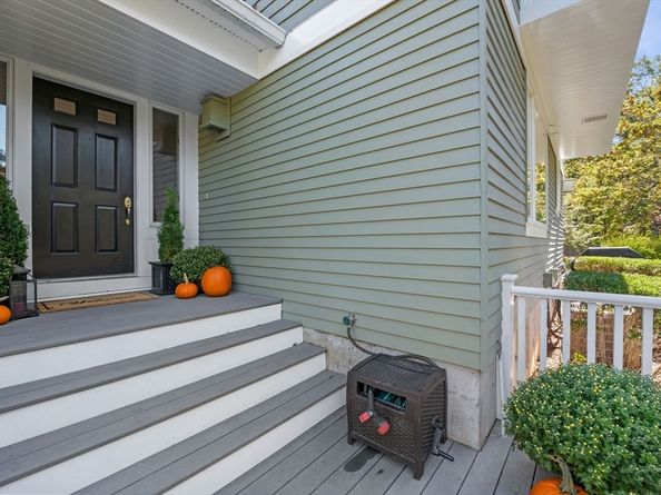 75 Country Club Way, Ipswich MA 01938