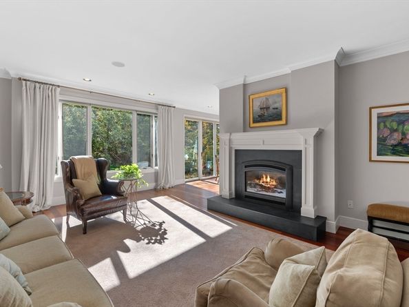 75 Country Club Way, Ipswich MA 01938