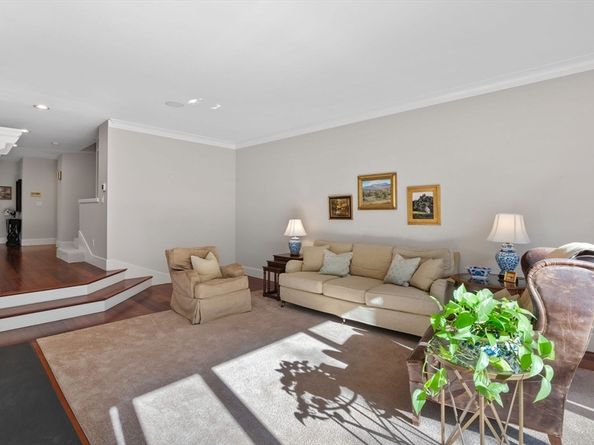 75 Country Club Way, Ipswich MA 01938