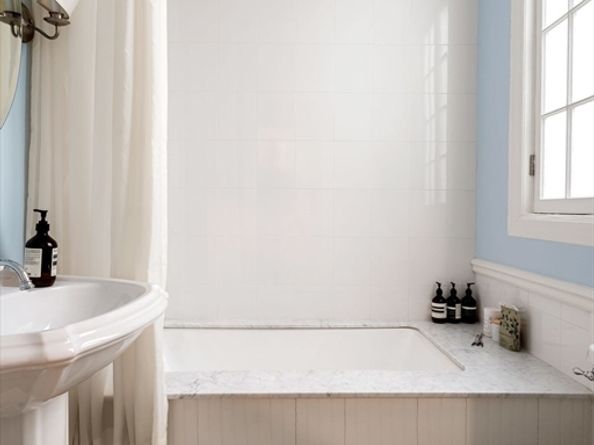 6 Walnut St 3, Boston MA 02108