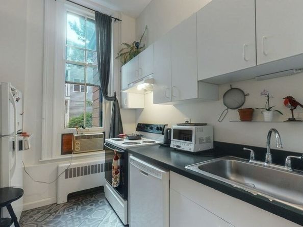 25 Atherton St 11, Somerville MA 02143