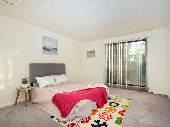 85 E Squantum St 10, Quincy MA 02171