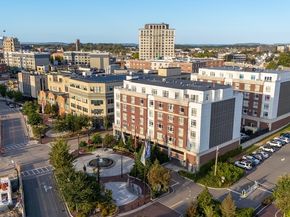 18 Cliveden St 406, Quincy MA 02169