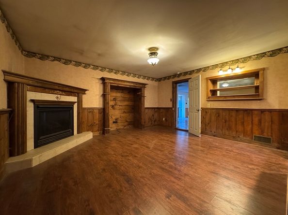 73 Shady Ave, Westminster MA 01473
