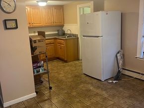 1825 Quaker, Northbridge MA 01534