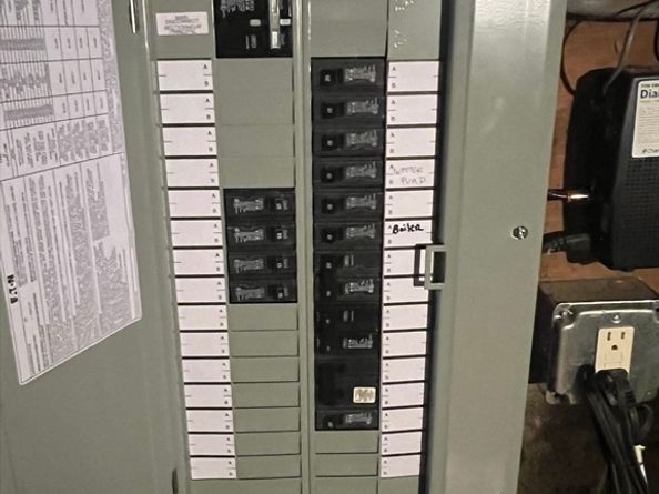 1825 Quaker, Northbridge MA 01534