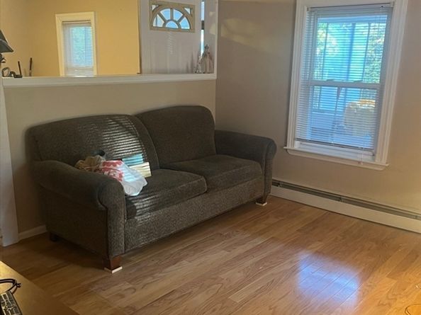 1825 Quaker, Northbridge MA 01534