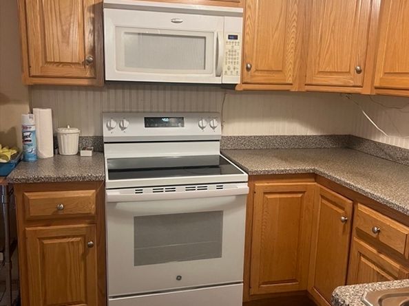 1825 Quaker, Northbridge MA 01534