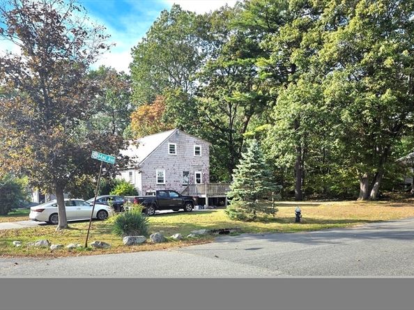 92 Leah Dr, Brockton MA 02301