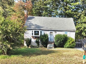 92 Leah Dr