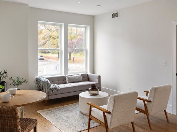 421 High St 205, Medford MA 02155