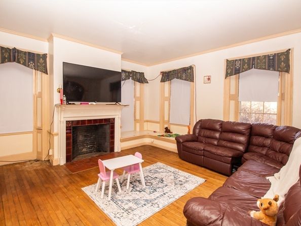 993 Main Street, Leicester MA 01524