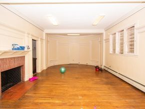 993 Main Street, Leicester MA 01524