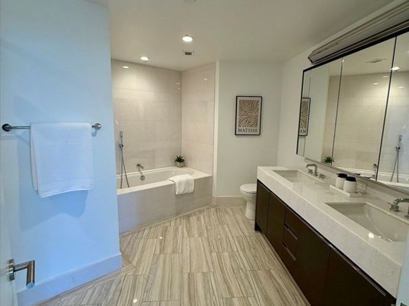 100 Lovejoy Wharf 9 E, Boston MA 02114