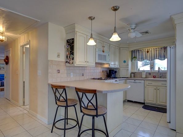 26 Newhall St, Revere MA 02151