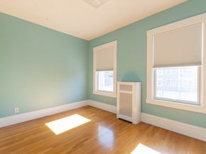 42 Alder St 42, Waltham MA 02453