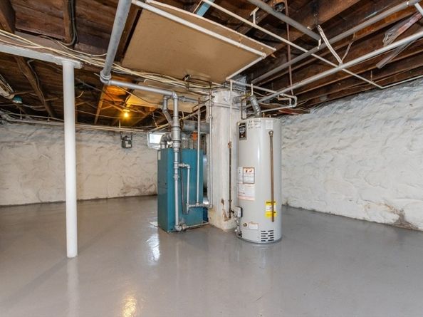 42 Alder St 42, Waltham MA 02453