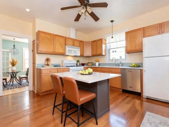 42 Alder St 42, Waltham MA 02453