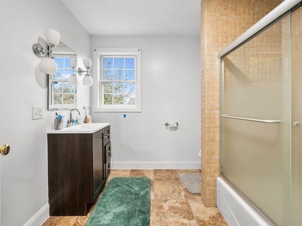 772 Main Street 2, Wakefield MA 01880