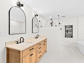 7 Lewis Ct, Hingham MA 02043