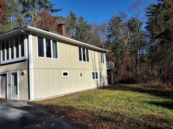 9 John Gilbert Rd, West Brookfield MA 01585