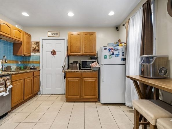 29 Havelock Street, Boston MA 02124