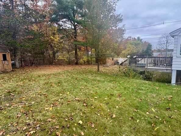 550 Rindge Rd, Fitchburg MA 01420