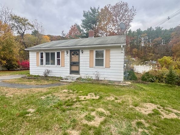 550 Rindge Rd, Fitchburg MA 01420