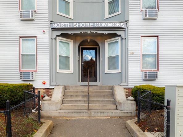 69 N Common St, Lynn MA 01902