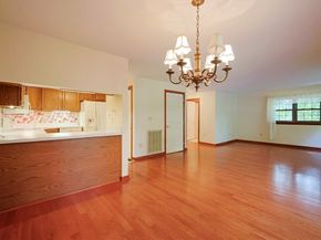 2 Victoria Dr 1, Auburn MA 01501