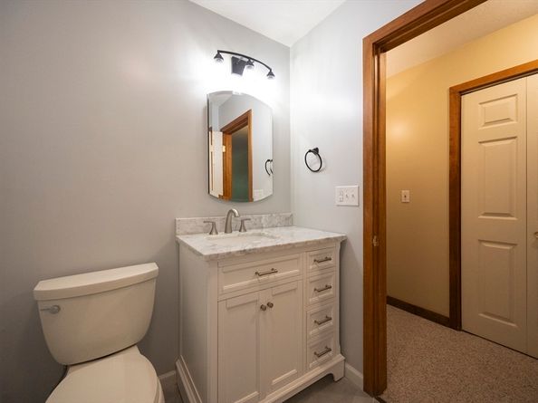 2 Victoria Dr 1, Auburn MA 01501
