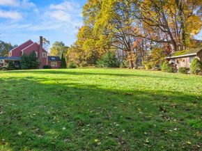 562 South Street, Shrewsbury MA 01545